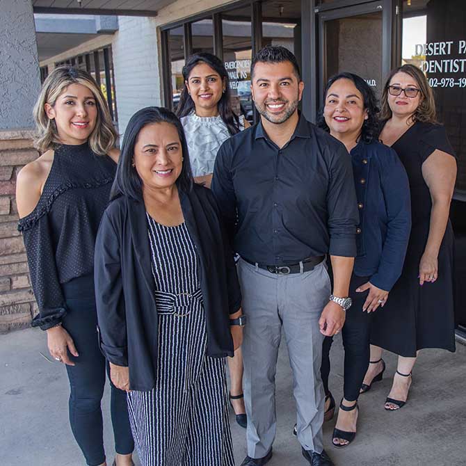 Our Phoenix Family Dentist Will Keep Your Loved Ones Happy & Healthy